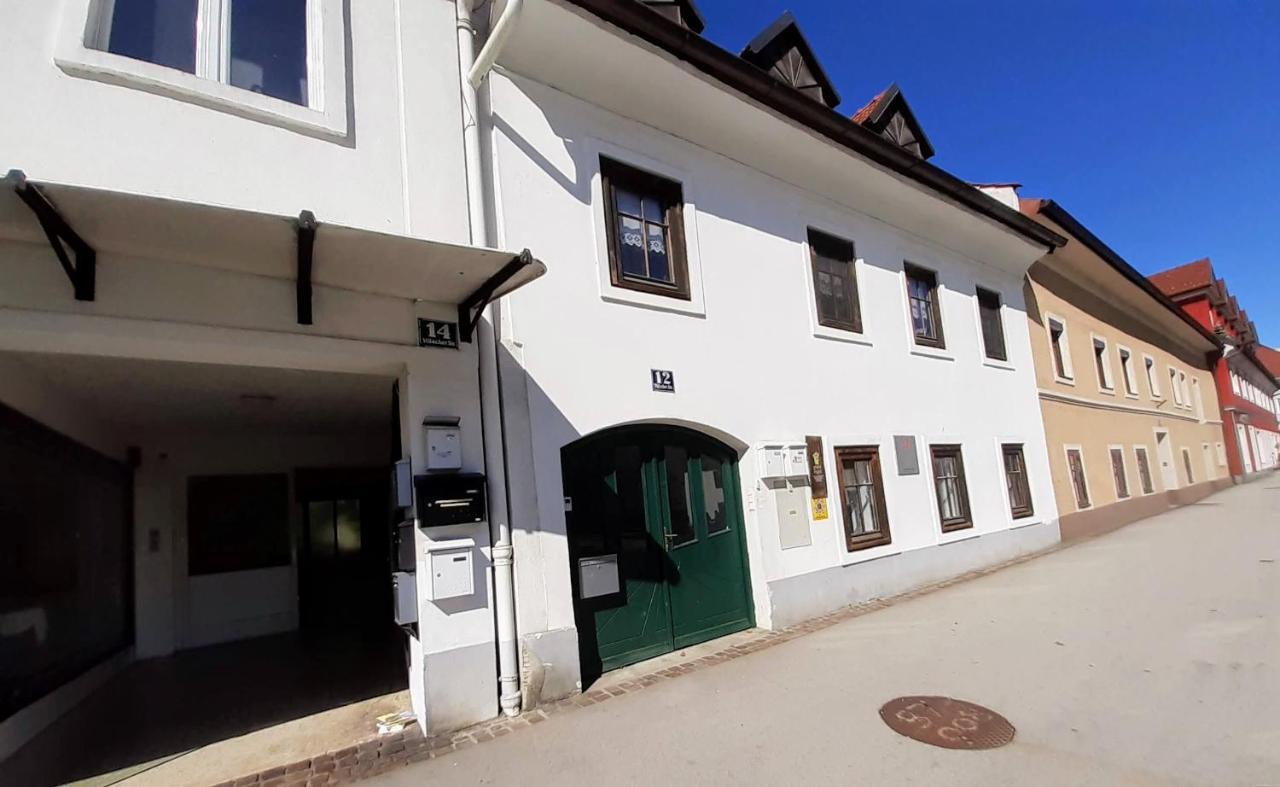 Fassbinder Klause Mit Mini-Terrasse Lägenhet Sankt Veit an der Glan Exteriör bild