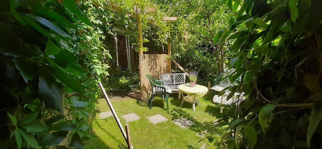 Fassbinder Klause Mit Mini-Terrasse Lägenhet Sankt Veit an der Glan Exteriör bild